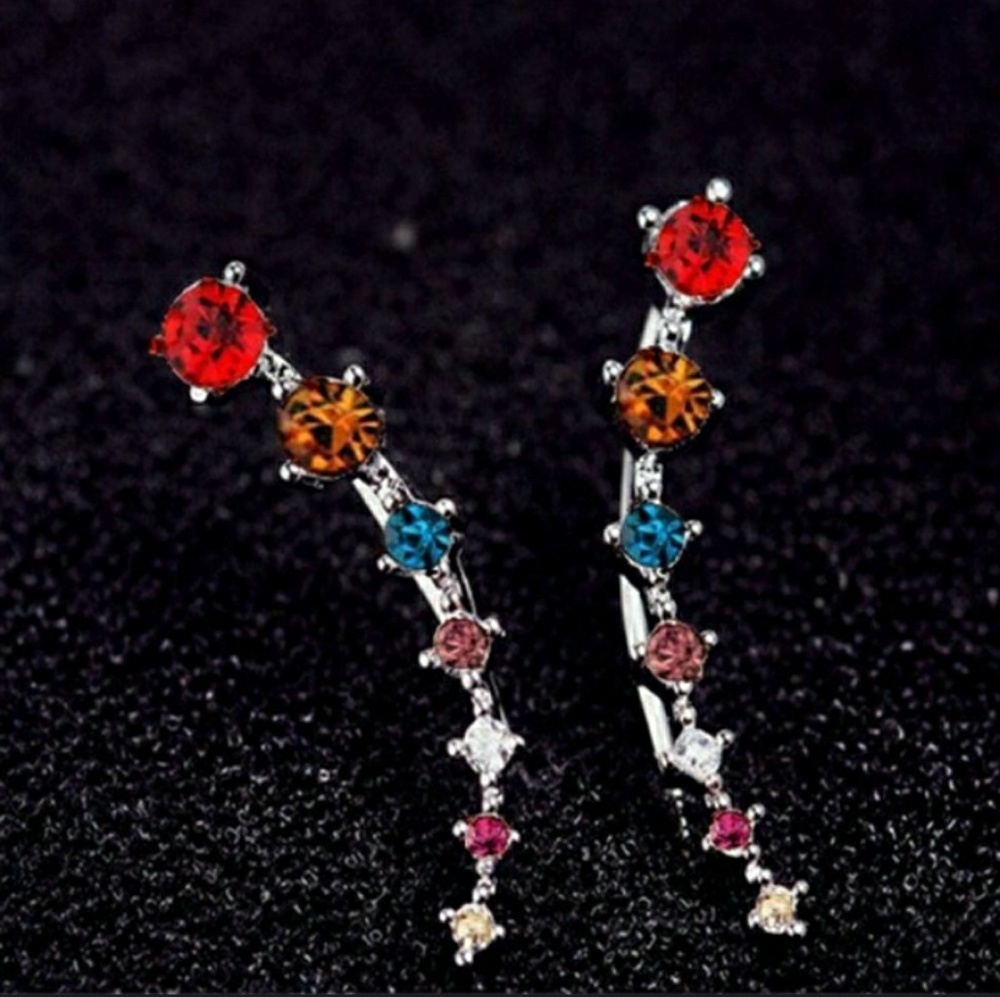 Multi-color stud earrings - Picture 3 of 3